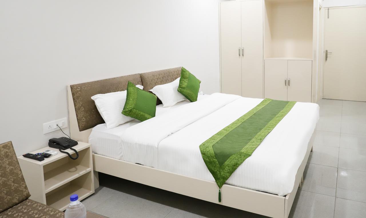 Itsy Hotels Kamron Mohali Exterior photo